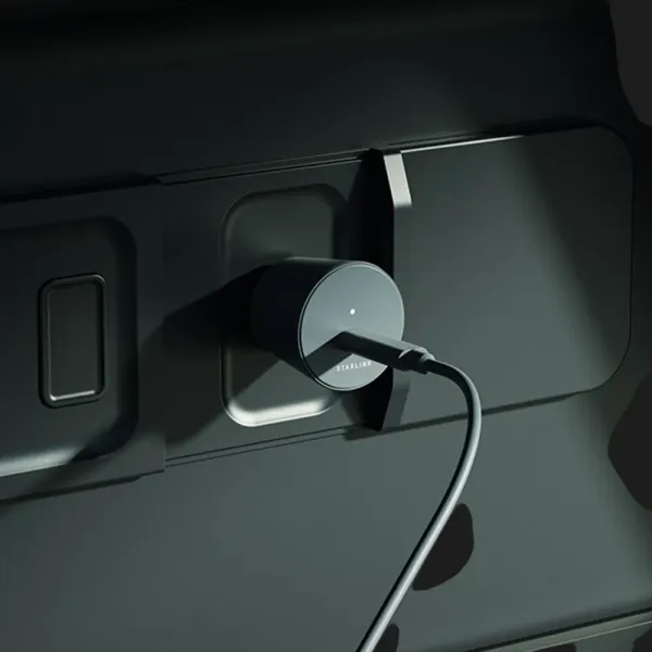 Комплект Starlink Mini Car Adapter та Mini USB-C Cable 5m (16.4 ft)