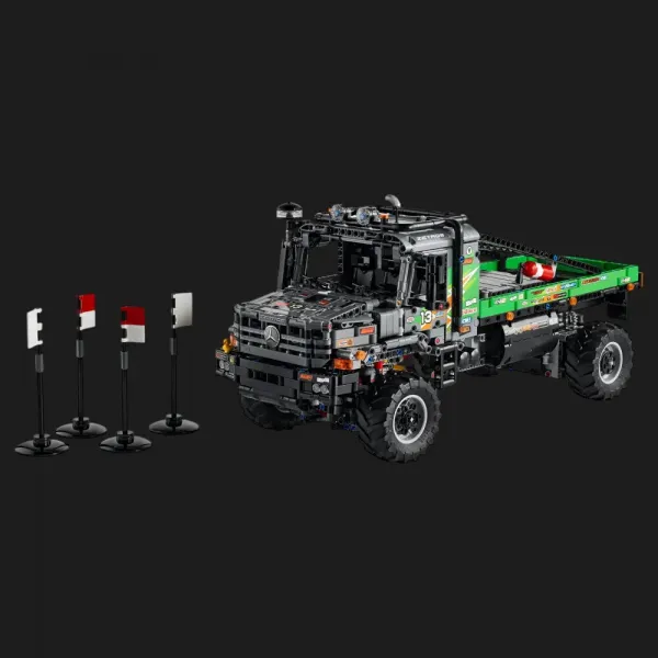 Конструктор LEGO Technic Вантажівка для випробувань Mercedes-Benz Zetros 4x4 (42129)