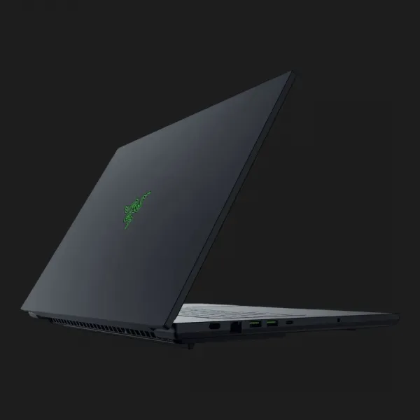 Ноутбук Razer Blade 18 2025 18" (Intel Core Ultra 9/64GB/4TB (SSD)/RTX 5090) (RZ09-05299ER9-R3U1) (Standard)