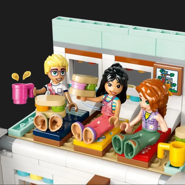 Конструктор LEGO Friends Пригоди на фургоні дружби (42663)