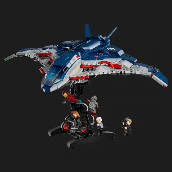Конструктор LEGO Marvel Месники: Ера Альтрона Квінджет (76325)