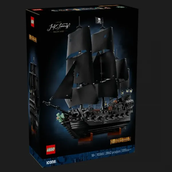 Конструктор LEGO Icons Піратський корабель капітана Джека Горобця (10365)
